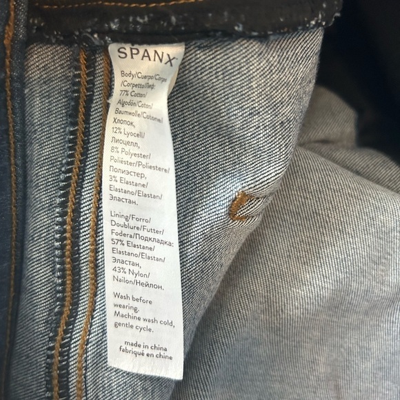 - Spanx Distressed High Waist Denim Ankle Leggings, Size Medium - Picture 11 of 11